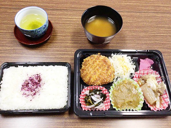 ハムカツ弁当