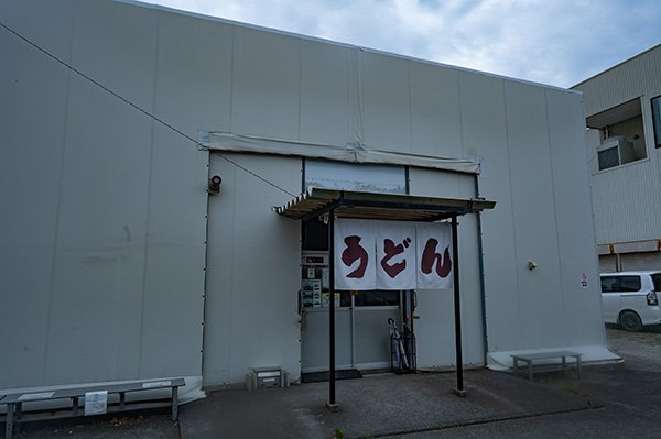 外装がシンプルな店は「美味い」の法則