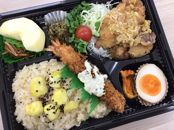 栗ご飯とホヤのお弁当