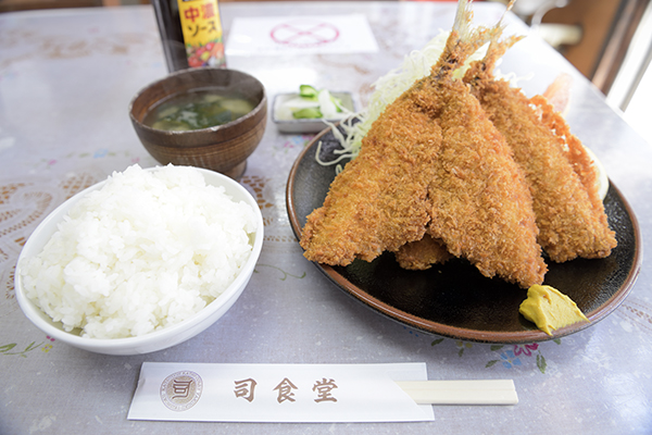 ジャンボ鰺フライ定食