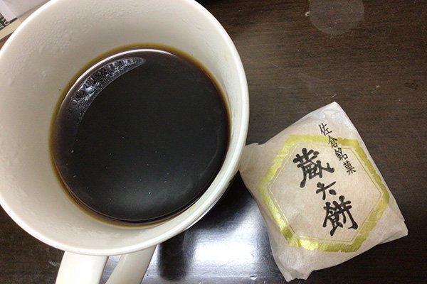 蔵六餅