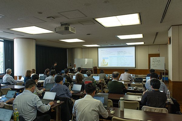 AIセミナー講師