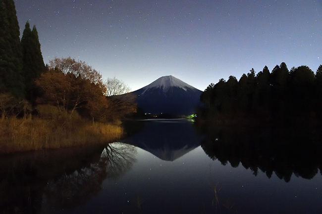 星の映り込み